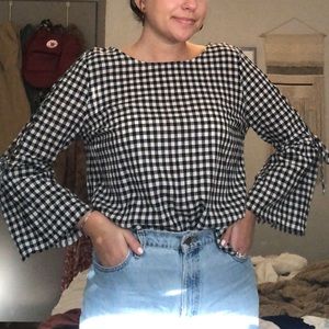 checked madewell top!
